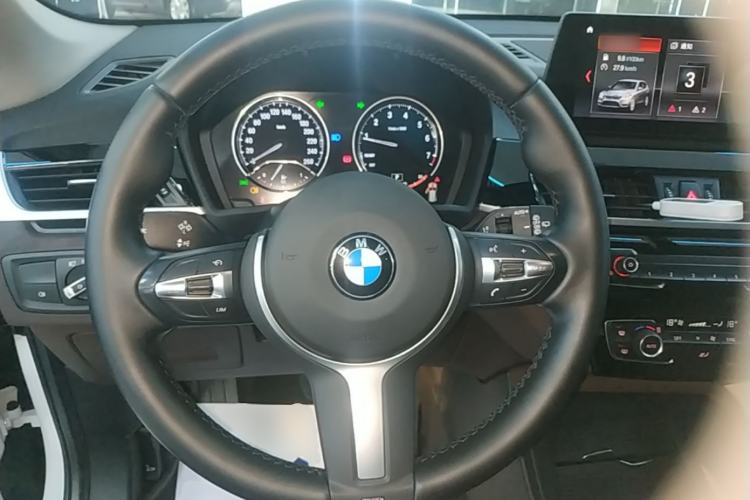 Used BMW X1 2021 sDrive25Li Leading Model Steering Wheel