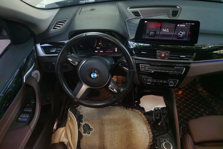 Used BMW X1 2021 sDrive20Li Premium Edition Steering Wheel