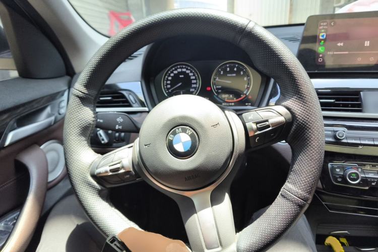 Used BMW X1 2021 sDrive25Li Leading Model Steering Wheel