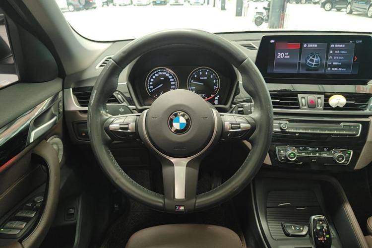 Used BMW X1 2021 sDrive25Li Leading Model Steering Wheel