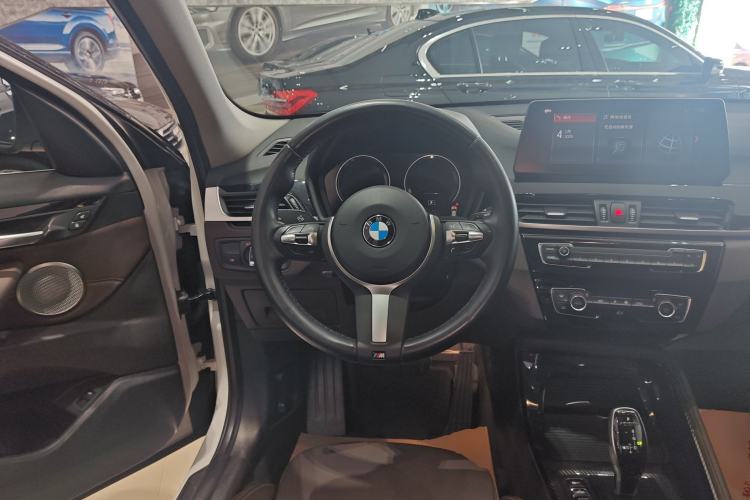 Used BMW X1 2021 sDrive25Li Leading Model Steering Wheel