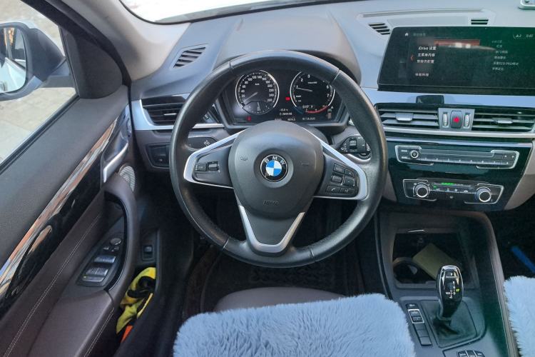 Used BMW X1 2021 sDrive20Li Fashion Model Steering Wheel