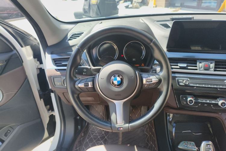 Used BMW X1 2021 sDrive20Li Premium Edition Steering Wheel