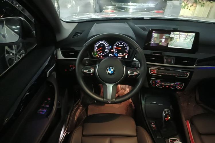 Used BMW X1 2021 sDrive25Li Leading Model Steering Wheel