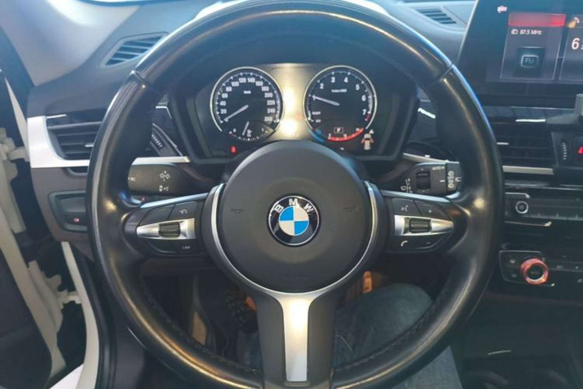 Used BMW X1 2021 sDrive25Li Leading Model Steering Wheel