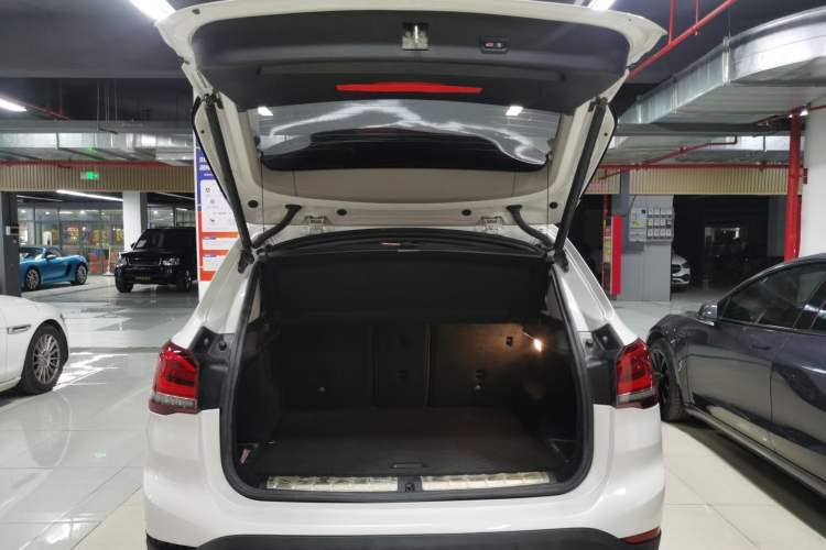 Used BMW X1 2021 Restyled sDrive25Li Leading Edition Trunk