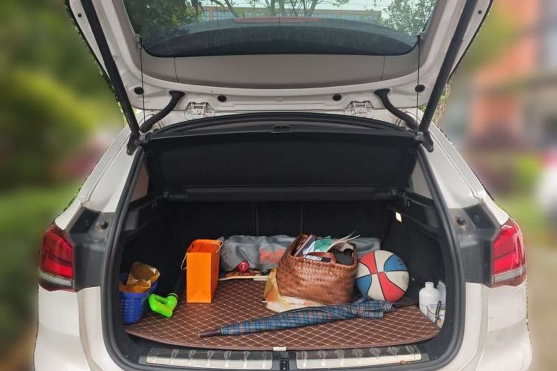 Used BMW X1 2021 sDrive20Li Premium Edition Trunk