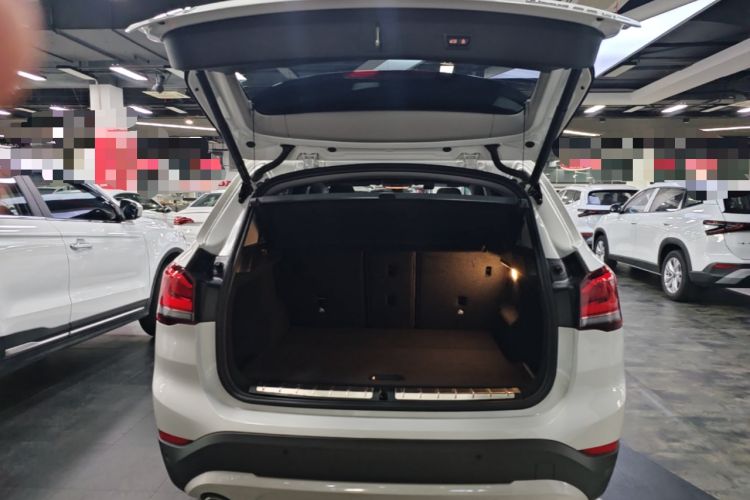 Used BMW X1 2021 sDrive25Li Leading Model Trunk