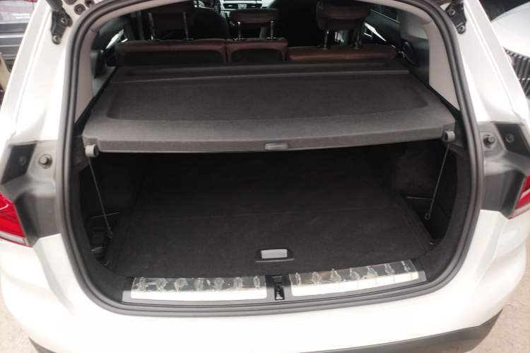 Used BMW X1 2021 Restyled sDrive25Li Leading Edition Trunk