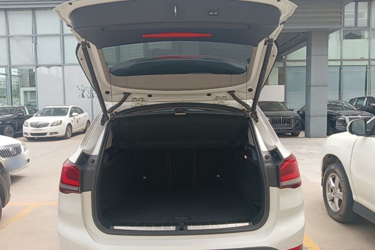Used BMW X1 2021 sDrive25Li Leading Model Trunk