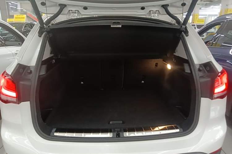 Used BMW X1 2021 Restyled sDrive20Li Fashion Version Trunk