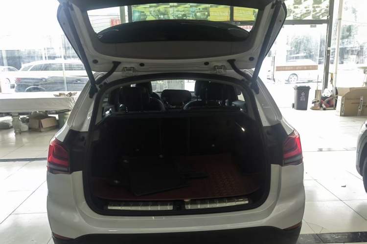 Used BMW X1 2021 sDrive25Li Leading Model Trunk