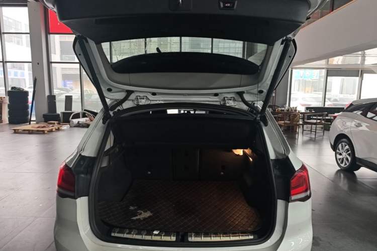 Used BMW X1 2021 Restyled sDrive20Li Fashion Version Trunk