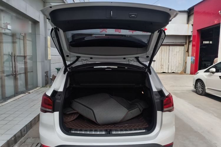 Used BMW X1 2021 sDrive20Li Premium Edition Trunk