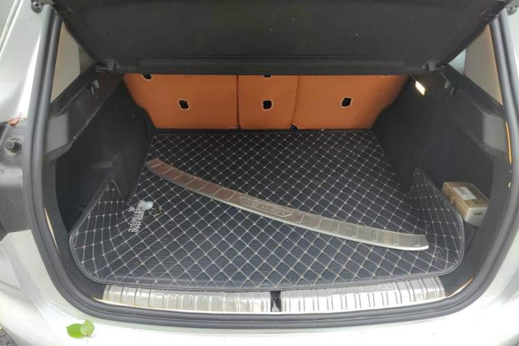 Used BMW X1 2021 Revised xDrive25Li Premium Edition Trunk
