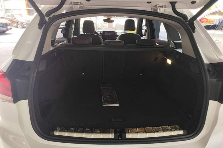 Used BMW X1 2021 Restyled sDrive25Li Leading Edition Trunk