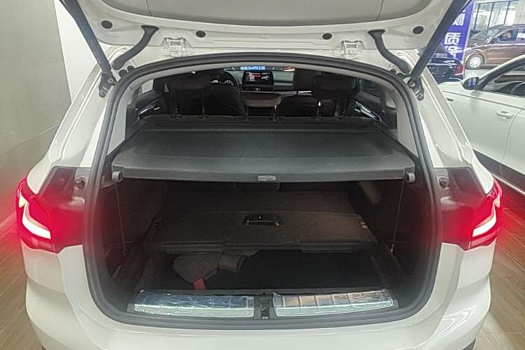 Used BMW X1 2021 sDrive20Li Premium Edition Trunk