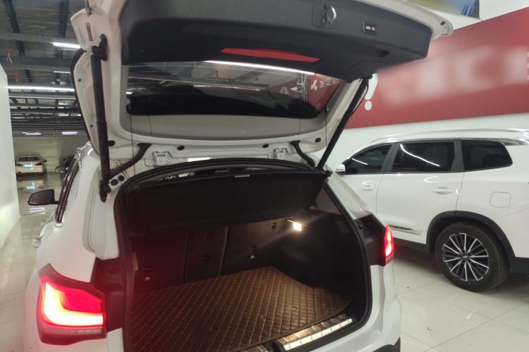 Used BMW X1 2021 sDrive25Li Leading Model Trunk