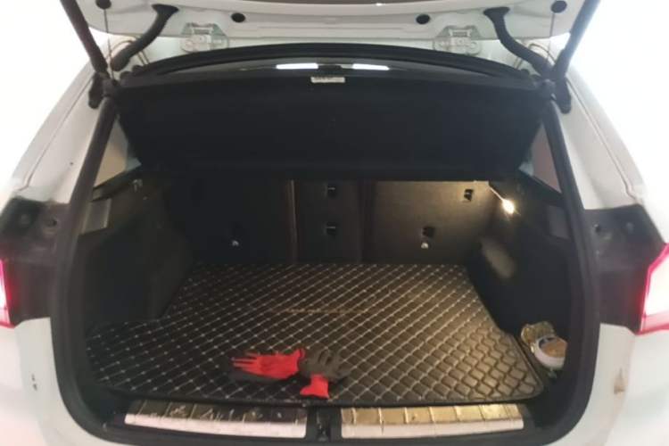 Used BMW X1 2021 Restyled sDrive25Li Leading Edition Trunk