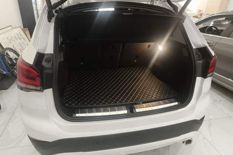 Used BMW X1 2021 sDrive25Li Leading Model Trunk
