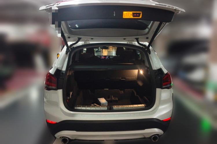 Used BMW X1 2021 sDrive25Li Leading Model Trunk