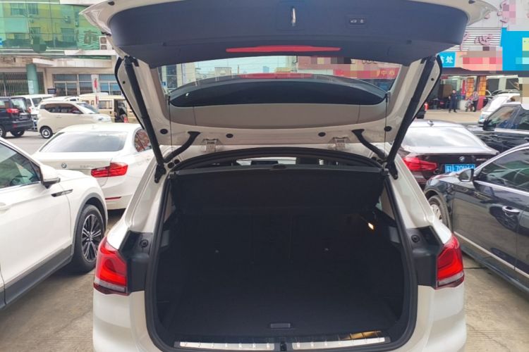 Used BMW X1 2021 sDrive25Li Leading Model Trunk