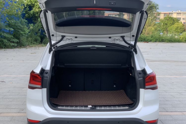 Used BMW X1 2021 sDrive20Li Premium Edition Trunk