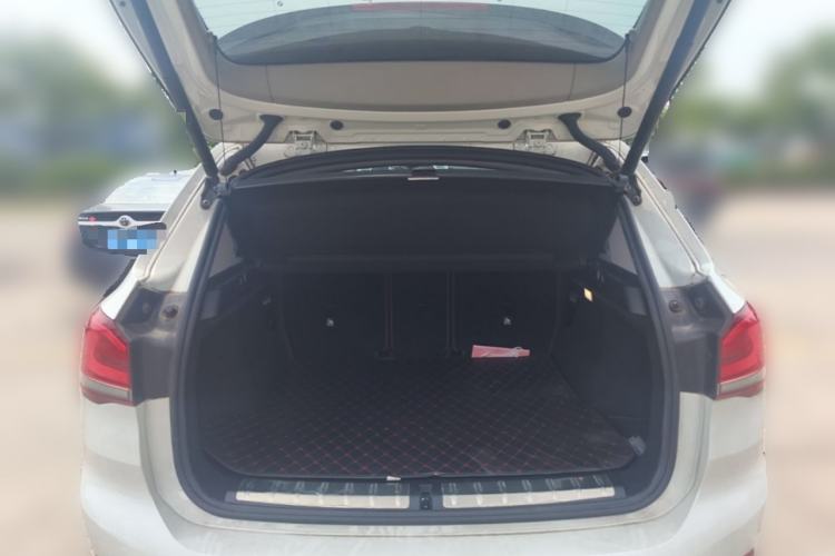 Used BMW X1 2021 sDrive25Li Leading Model Trunk