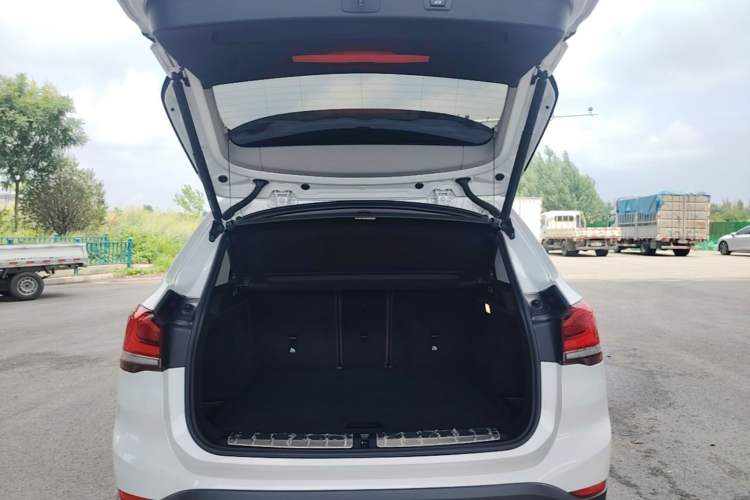 Used BMW X1 2021 sDrive20Li Premium Edition Trunk