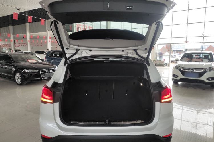 Used BMW X1 2021 sDrive25Li Leading Model Trunk