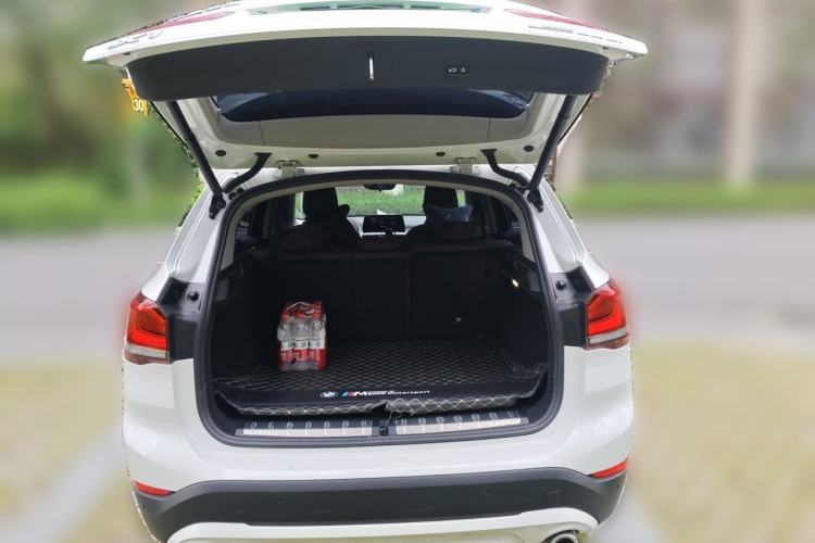 Used BMW X1 2021 sDrive25Li Leading Model Trunk