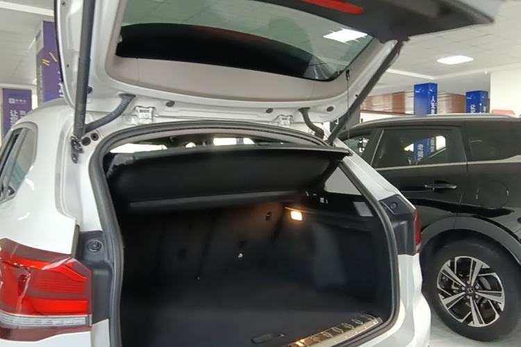 Used BMW X1 2021 sDrive25Li Leading Model Trunk