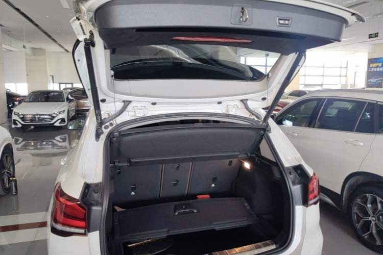Used BMW X1 2021 sDrive20Li Premium Edition Trunk