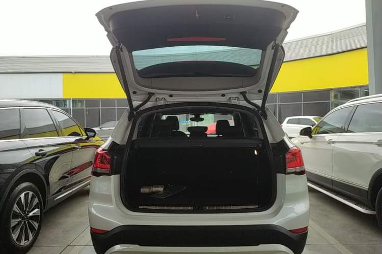 Used BMW X1 2021 Restyled sDrive20Li Fashion Version Trunk