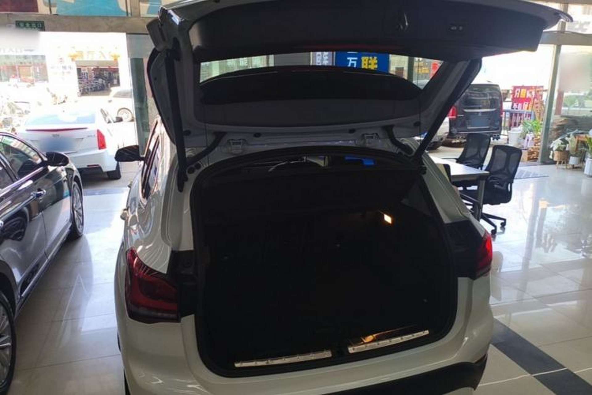 Used BMW X1 2021 sDrive25Li Leading Model Trunk