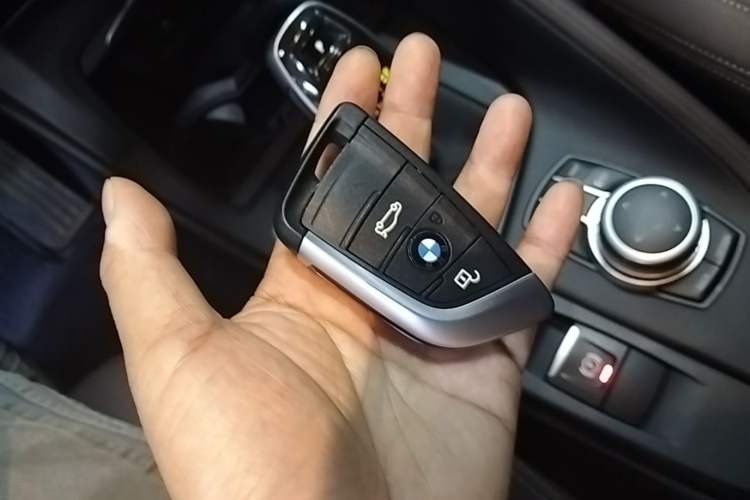 Used BMW X1 2021 Restyled sDrive25Li Leading Edition Vehicle Key