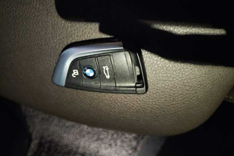 Used BMW X1 2021 xDrive25Li Luxury Model Vehicle Key