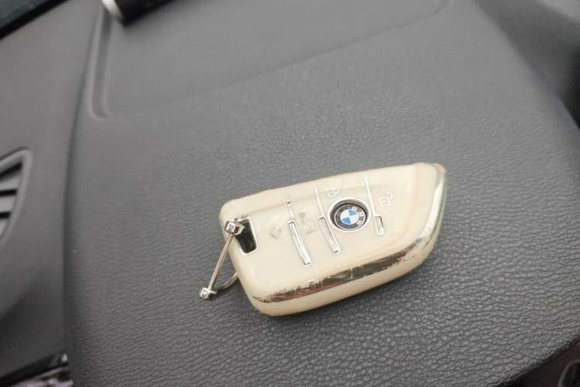 Used BMW X1 2021 sDrive20Li Premium Edition Vehicle Key