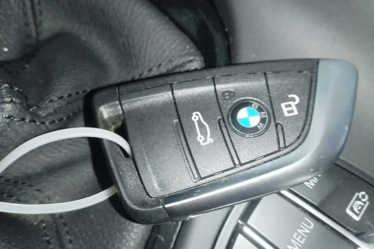 Used BMW X1 2021 sDrive20Li Premium Edition Vehicle Key