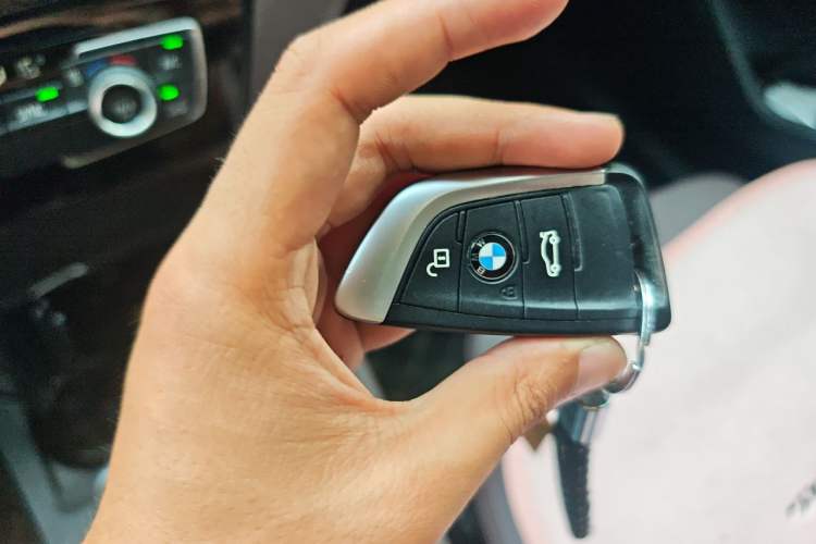 Used BMW X1 2021 sDrive25Li Leading Model Vehicle Key