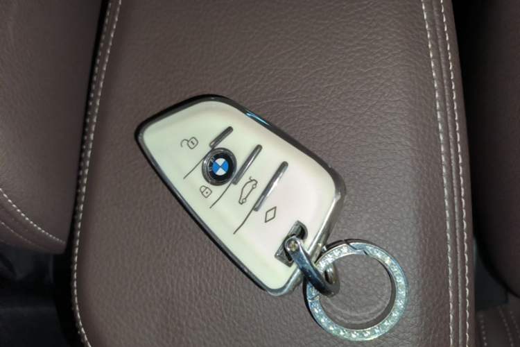 Used BMW X1 2021 sDrive20Li Premium Edition Vehicle Key