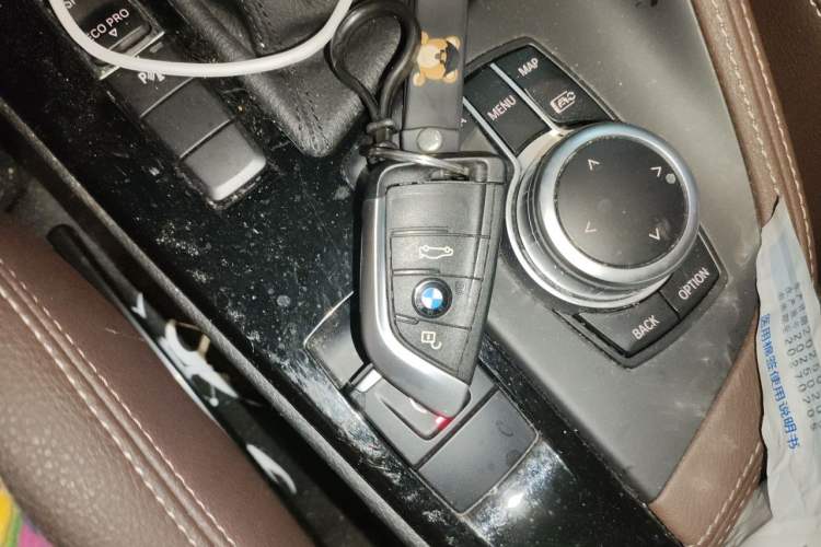 Used BMW X1 2021 sDrive20Li Premium Edition Vehicle Key
