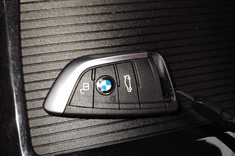 Used BMW X1 2021 sDrive20Li Premium Edition Vehicle Key