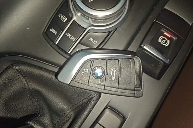 Used BMW X1 2021 Restyled sDrive25Li Leading Edition Vehicle Key