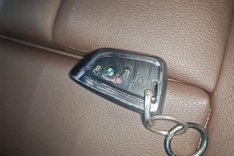Used BMW X1 2021 sDrive20Li Premium Edition Vehicle Key