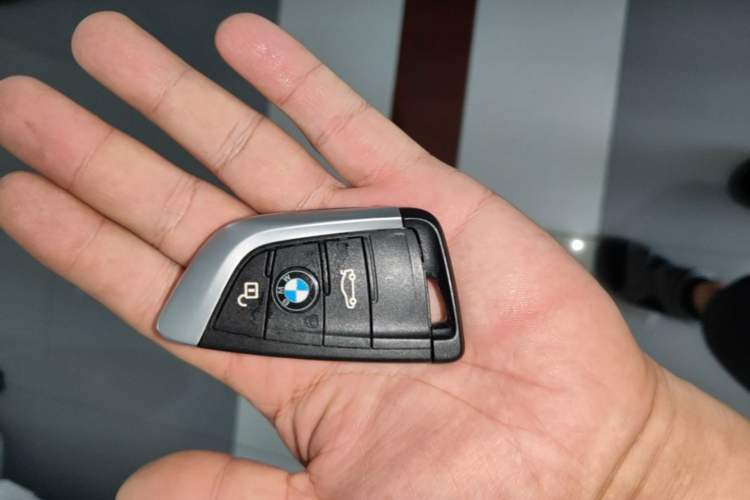 Used BMW X1 2021 sDrive20Li Premium Edition Vehicle Key