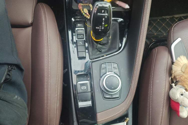 Used BMW X1 2021 sDrive20Li Premium Edition Gear Lever