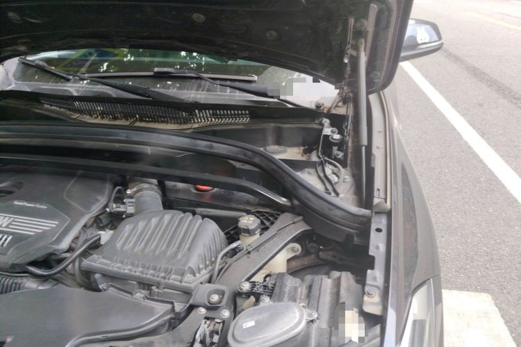 Used BMW X1 2022 sDrive25Li Leading Model Engine Bay Left