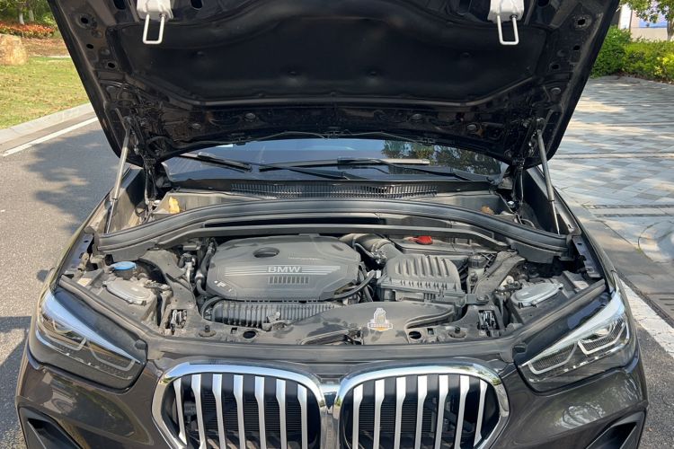 Used BMW X1 2022 sDrive25Li Leading Model Engine Bay
