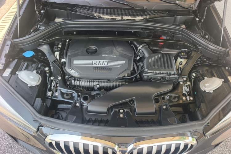 Used BMW X1 2022 sDrive25Li Leading Model Engine Bay